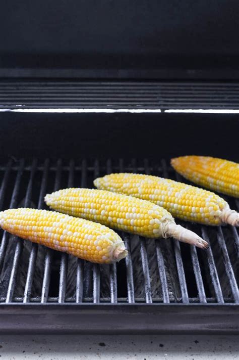 how to cook corn on gas grill without husk